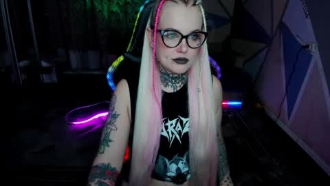 Hannah online show from 12.12.24