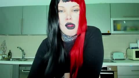 Hannah online show from 03.03.25