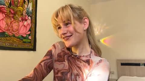 hannah levis  online show from 03.18.26