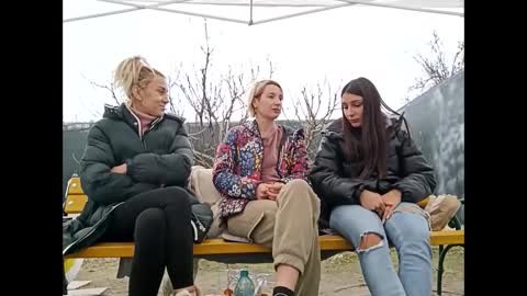 Rose online show from 02.01.25