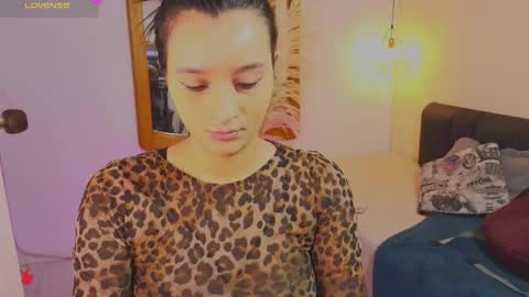 Hannah Williams online show from 02.01.26