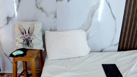 Hannahill69 online show from 12.24.24