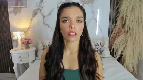 Hannahill69 online show from 02.26.26