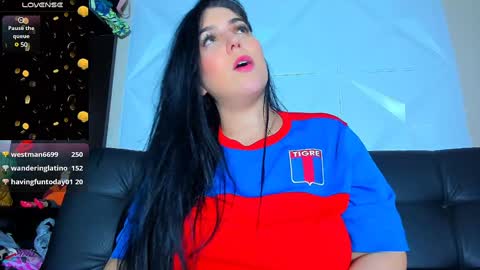 Hanna Independent Model online show from 12.30.24