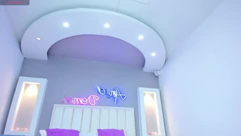 HannaPaola online show from 03.05.25