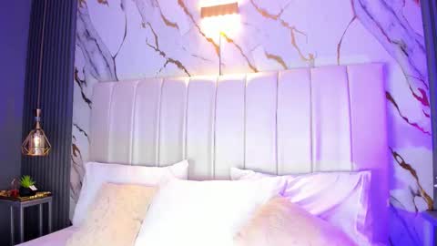 HannaPaola online show from 11.27.25