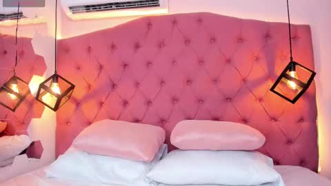 Snapshot of hannapotther chatting on 10.02.25 Hanna online show from 10.02.25