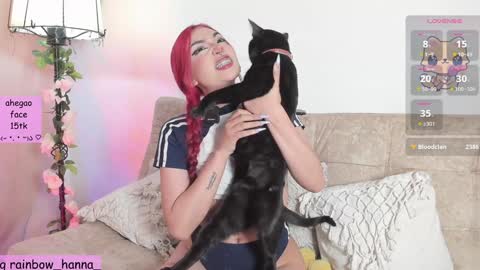 Snapshot of hannarainbow_ chatting on 01.18.25 Hanna online show from 01.18.25