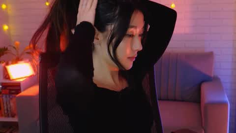 hannarosie online show from 11.23.25