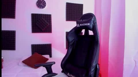 Hanna  online show from 09.24.25