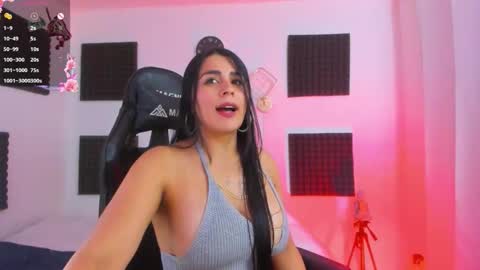 Hanna  online show from 11.22.25