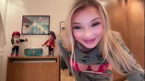  FREE LIMITED online show from 10.14.25