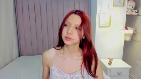 Snapshot of hanniesmile chatting on 02.23.25 Hanni online show from 02.23.25