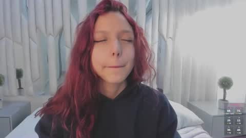 Snapshot of hanniesmile chatting on 03.06.25 Hanni online show from 03.06.25
