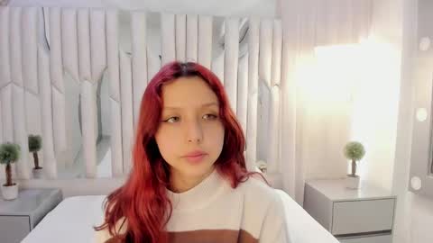 Snapshot of hanniesmile chatting on 03.12.25 Hanni online show from 03.12.25