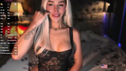 Snapshot of hanny113826 chatting on 12.03.25 hanny113826 online show from 12.03.25