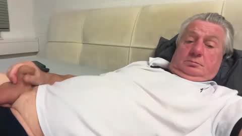 hans66760 online show from 10.03.25