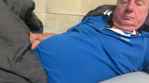 hans66760 online show from 10.05.25