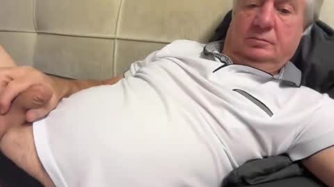 hans66760 online show from 10.29.25