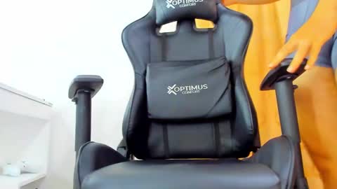Hans online show from 01.23.25