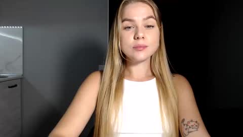 happy_fox_ online show from 09.17.25