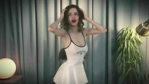 Evy  online show from 04.16.26