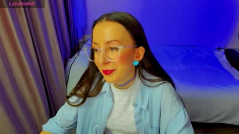 Snapshot of happystephanie chatting on 03.18.26 Stephanie online show from 03.18.26