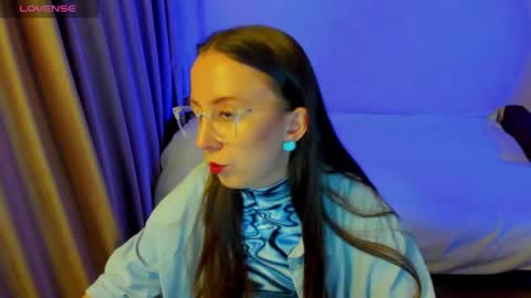 Snapshot of happystephanie chatting on 04.15.26 Stephanie online show from 04.15.26
