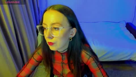 Snapshot of happystephanie chatting on 05.13.26 Stephanie online show from 05.13.26