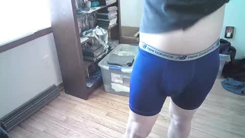 Snapshot of har5 chatting on 01.12.25 Hardy-Har online show from 01.12.25