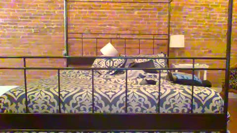 Snapshot of har5 chatting on 10.07.25 Hardy-Har online show from 10.07.25