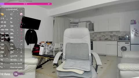 Snapshot of hard_chriss chatting on 12.21.24 Hard Cock online show from 12.21.24
