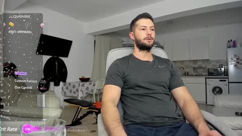 Snapshot of hard_chriss chatting on 12.30.24 Hard Cock online show from 12.30.24