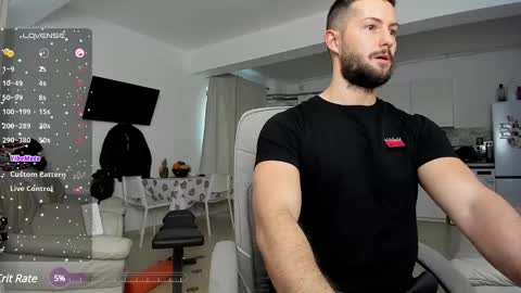 Snapshot of hard_chriss chatting on 01.27.25 Hard Cock online show from 01.27.25
