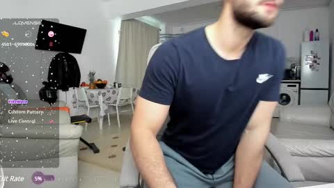 Snapshot of hard_chriss chatting on 02.17.25 Hard Cock online show from 02.17.25