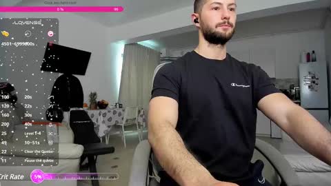 Snapshot of hard_chriss chatting on 02.19.25 Hard Cock online show from 02.19.25