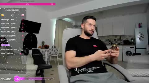 Snapshot of hard_chriss chatting on 02.20.25 Hard Cock online show from 02.20.25