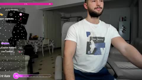 Snapshot of hard_chriss chatting on 03.02.25 Hard Cock online show from 03.02.25