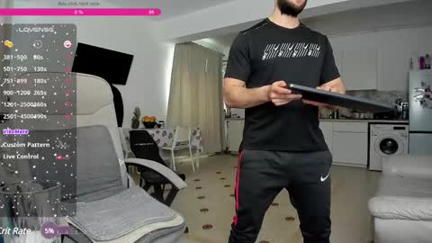 Snapshot of hard_chriss chatting on 03.11.25 Hard Cock online show from 03.11.25