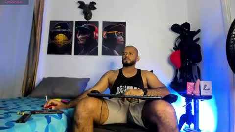 Snapshot of hardboy_latin chatting on 05.20.26 hardboy_latin online show from 05.20.26