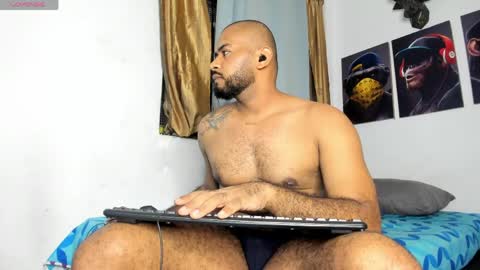 Snapshot of hardboy_latin chatting on 05.21.26 hardboy_latin online show from 05.21.26