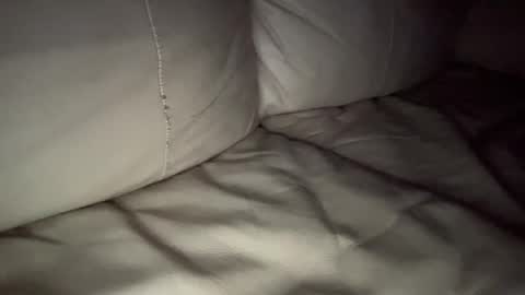 Slim West Cox online show from 02.13.25