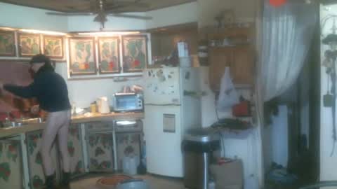 Snapshot of hardinhand44 chatting on 01.09.25 john nobles online show from 01.09.25