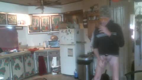 Snapshot of hardinhand44 chatting on 02.01.25 john nobles online show from 02.01.25