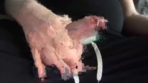 Snapshot of hardmanipulator chatting on 12.28.24 hardmanipulator online show from 12.28.24