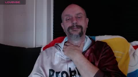 Snapshot of hardmrlazy chatting on 12.14.24 MrLazy online show from 12.14.24