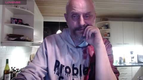 Snapshot of hardmrlazy chatting on 12.18.24 MrLazy online show from 12.18.24
