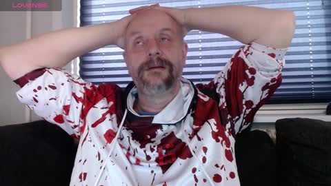 Snapshot of hardmrlazy chatting on 12.24.24 MrLazy online show from 12.24.24