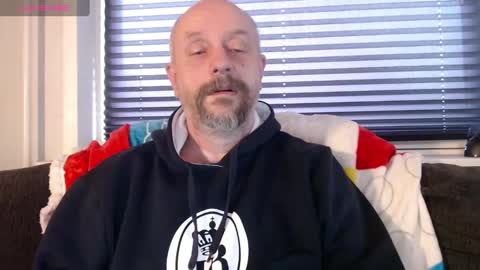 Snapshot of hardmrlazy chatting on 12.27.24 MrLazy online show from 12.27.24