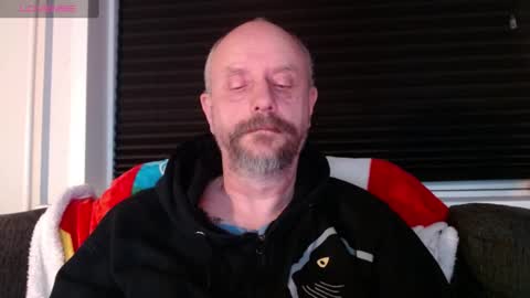 Snapshot of hardmrlazy chatting on 01.02.25 MrLazy online show from 01.02.25
